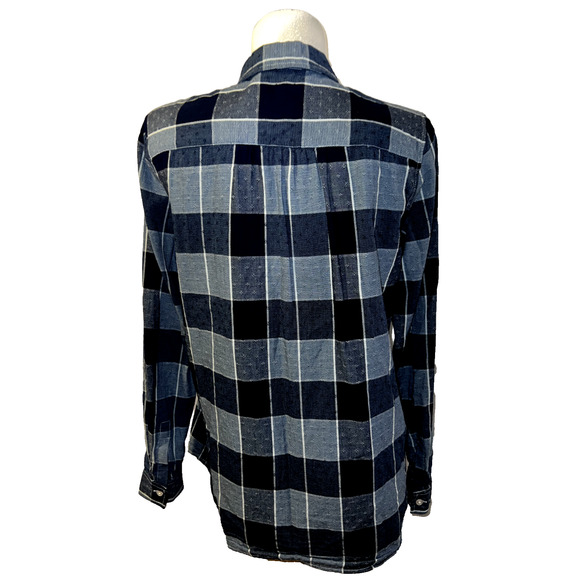 LANDS' END Top Women's Size S/T 6-8 Navy Blue Plaid Textured Roll Tab Slv Shirt - Picture 7 of 8